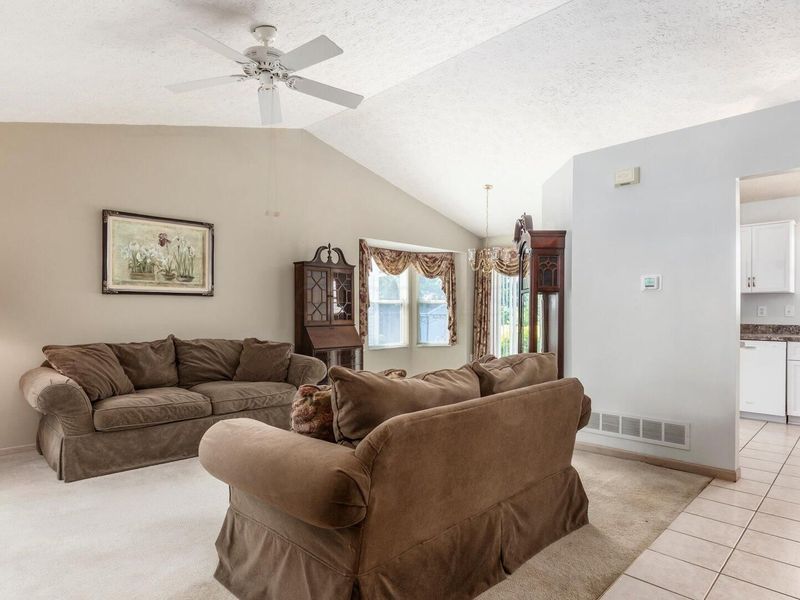 6720 Jennyann Way, Canal Winchester, OH 43110 Photo 3