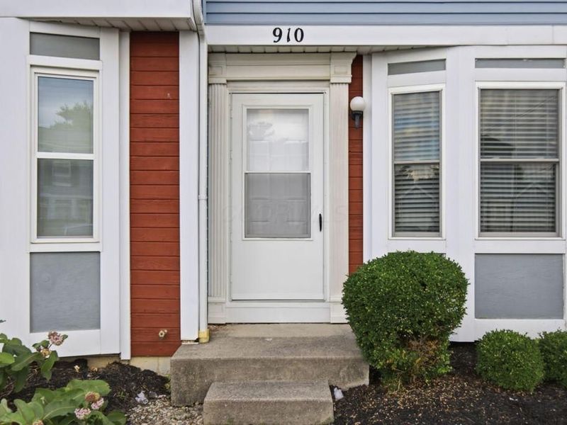 910 Annagladys Drive, Unit G2, Columbus, OH 43085 Photo 3