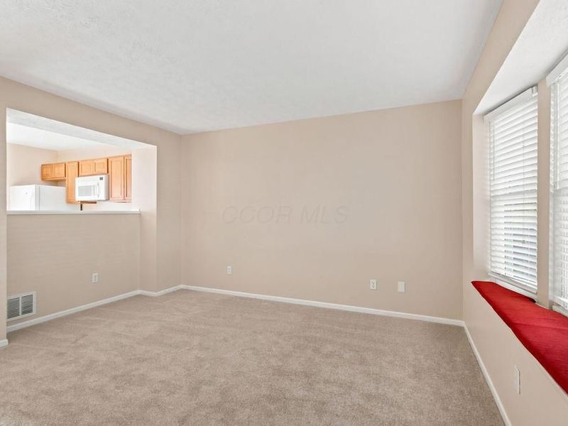 910 Annagladys Drive, Unit G2, Columbus, OH 43085 Photo 4