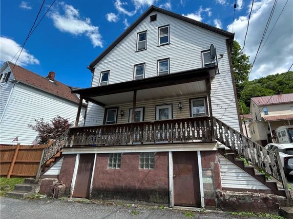 734-736 Duke Place , Johnstown, PA 15901