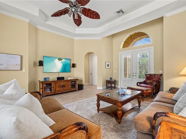 975 Tivoli CT , NAPLES, FL 34104