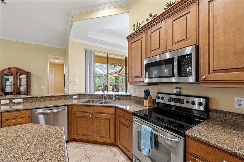 975 Tivoli Ct, Naples, FL 34104 Photo