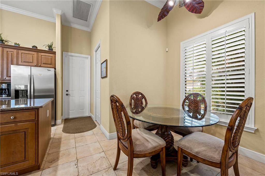 975 Tivoli Ct, Naples, FL 34104 Photo