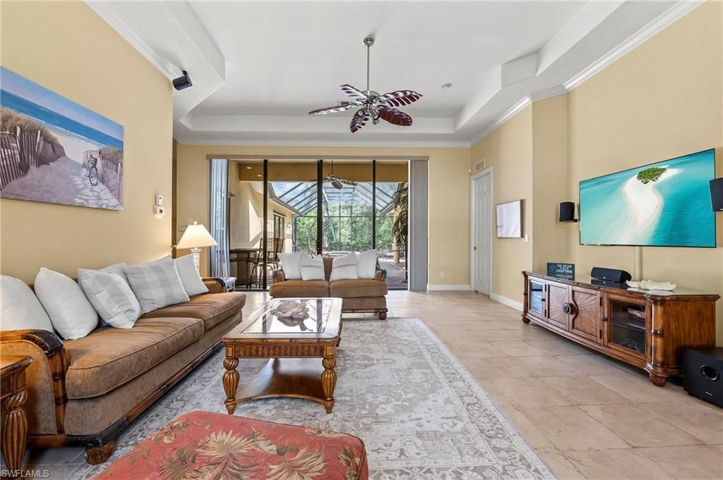 975 Tivoli Ct, Naples, FL 34104 Photo