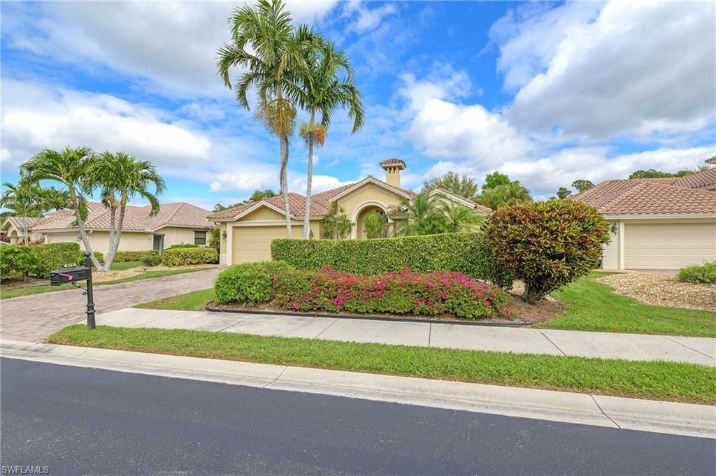 975 Tivoli Ct, Naples, FL 34104 Photo