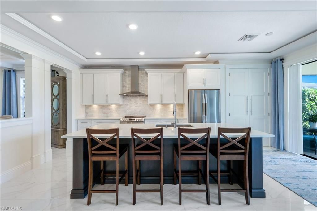 9250 Shadow Oak Ln, Naples, FL 34120 Photo
