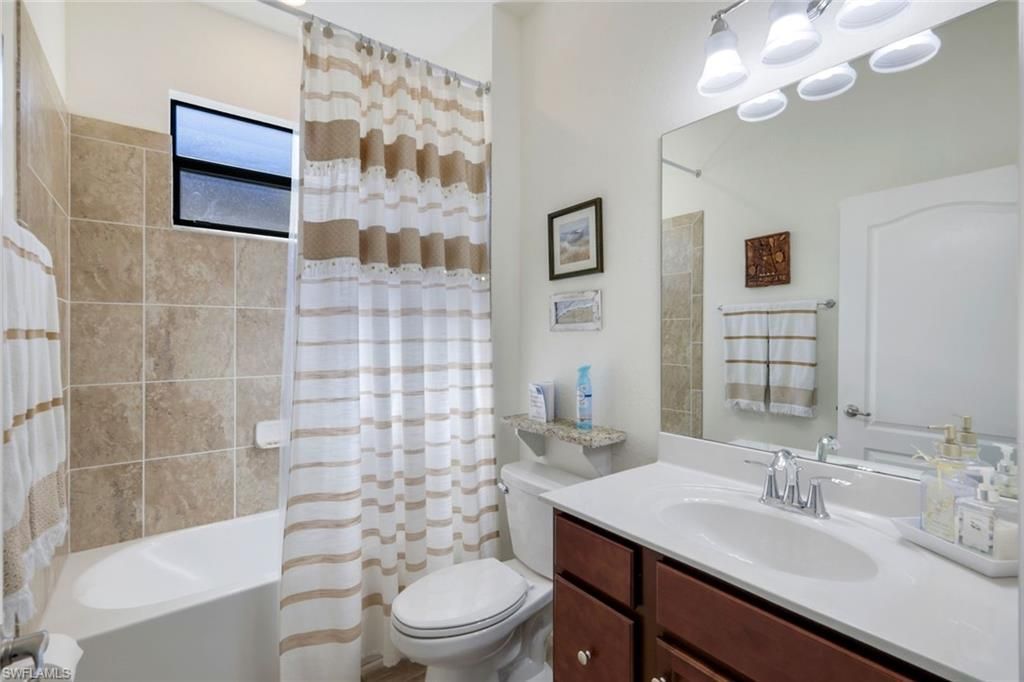 9250 Shadow Oak Ln, Naples, FL 34120 Photo
