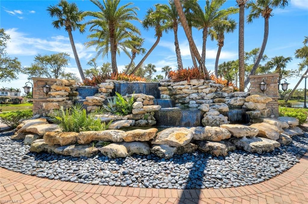 9250 Shadow Oak Ln, Naples, FL 34120 Photo