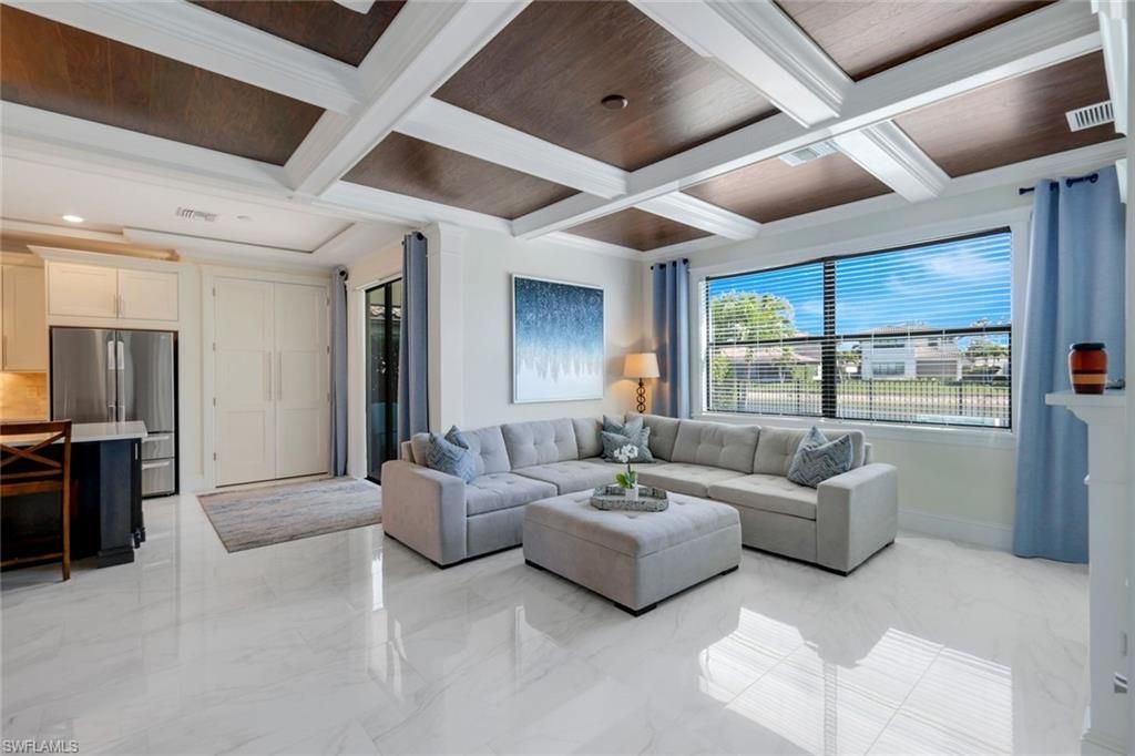 9250 Shadow Oak Ln, Naples, FL 34120 Photo