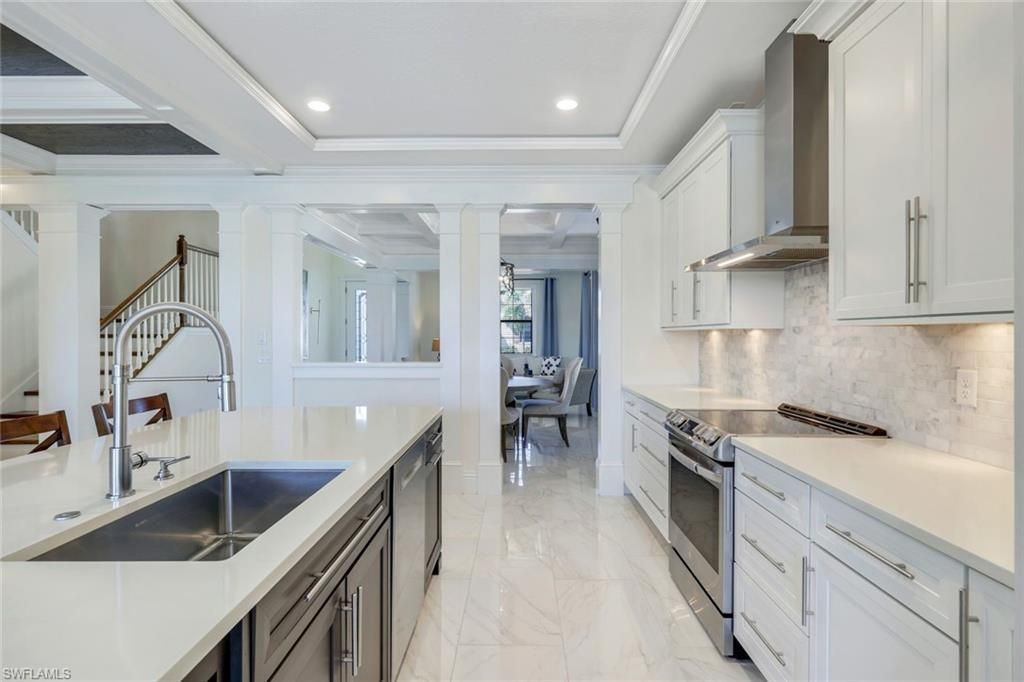 9250 Shadow Oak Ln, Naples, FL 34120 Photo