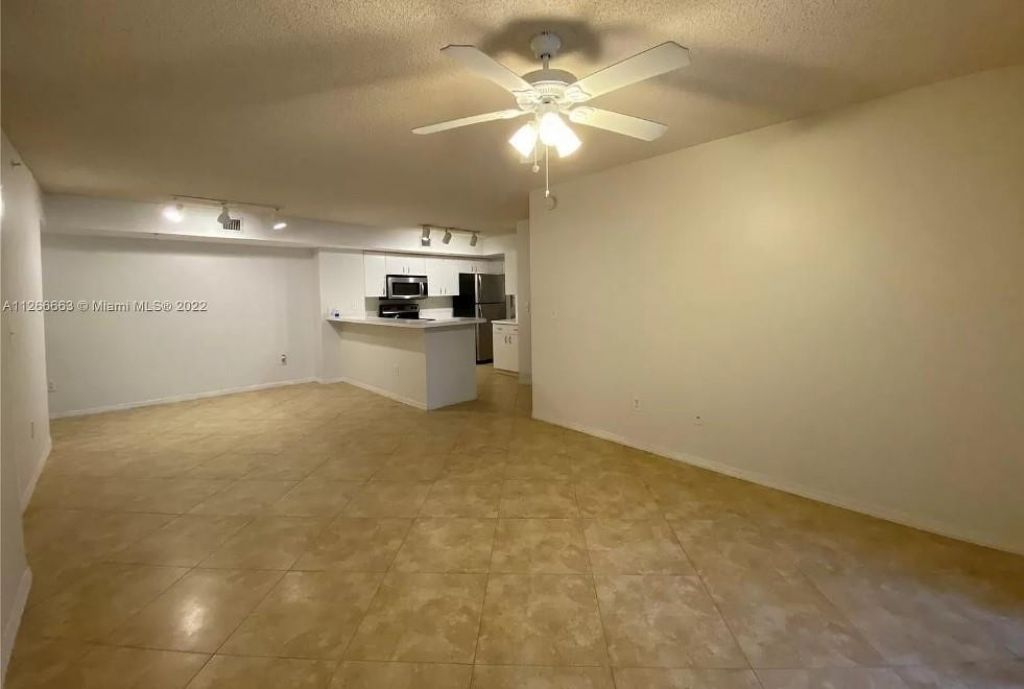 2600 S University Drive, Unit 207, Davie, FL 33328 Photo