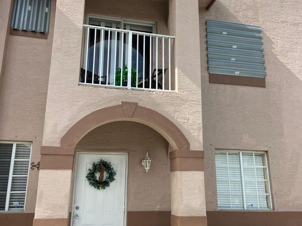8752 NW 107th Terrace, Unit 8752, Hialeah Gardens, FL 33018