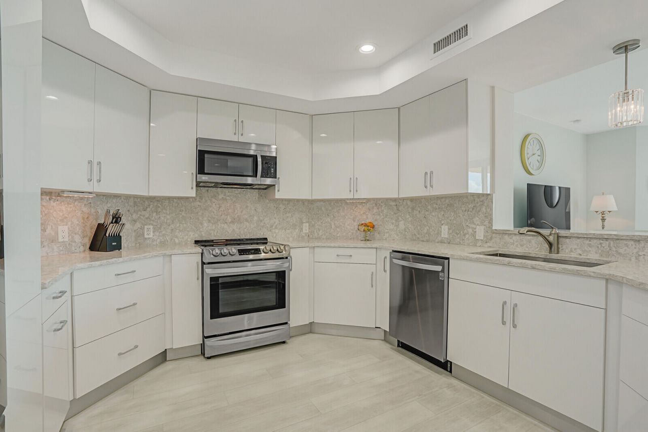 3620 Gardens Parkway, Unit 802b, Palm Beach Gardens, FL 33410 Photo