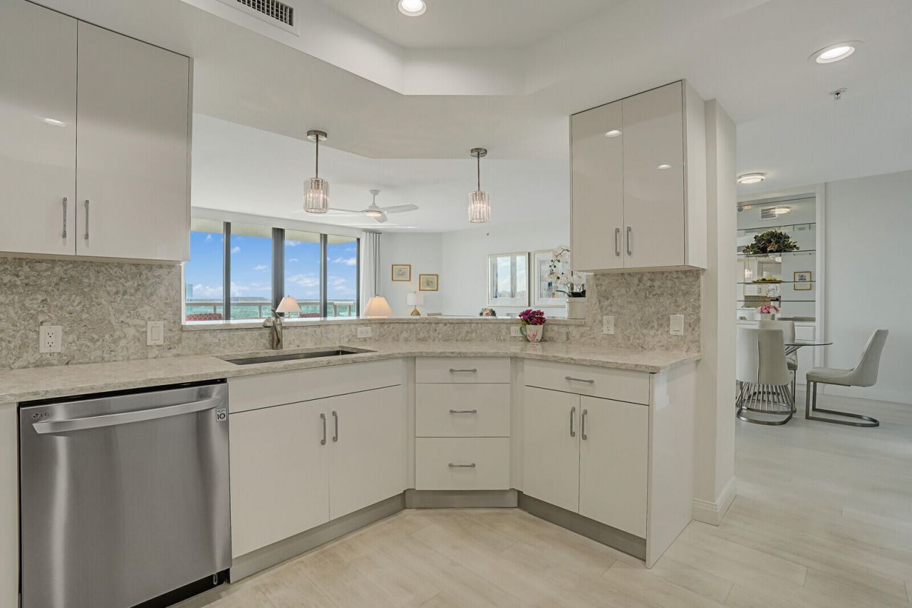 3620 Gardens Parkway, Unit 802b, Palm Beach Gardens, FL 33410 Photo
