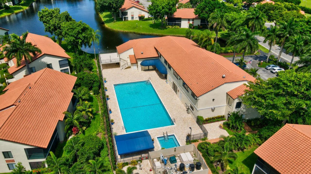 10592 Tropic Palm Avenue, Unit 202, Boynton Beach, FL 33437 Photo