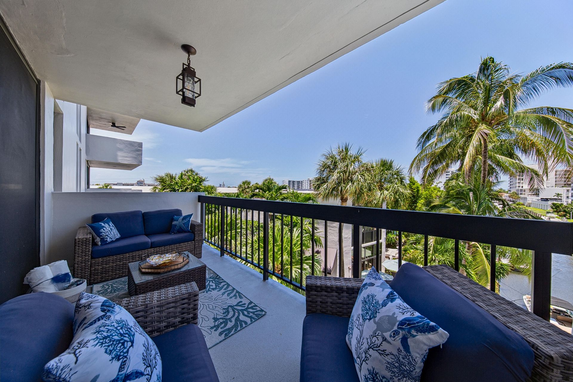 4800 Bayview Drive, Unit 402, Fort Lauderdale, FL 33308 Photo