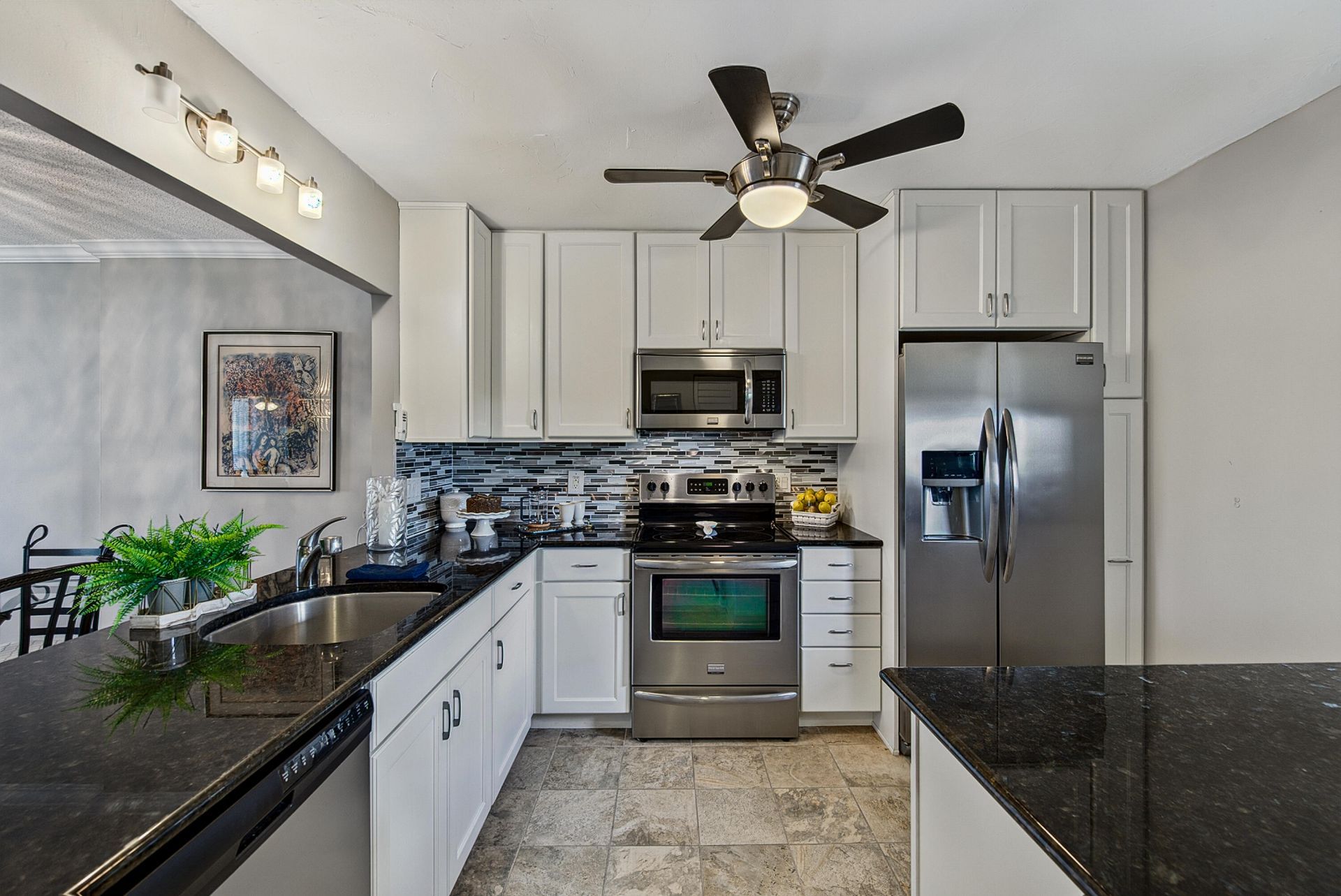 4800 Bayview Drive, Unit 402, Fort Lauderdale, FL 33308 Photo