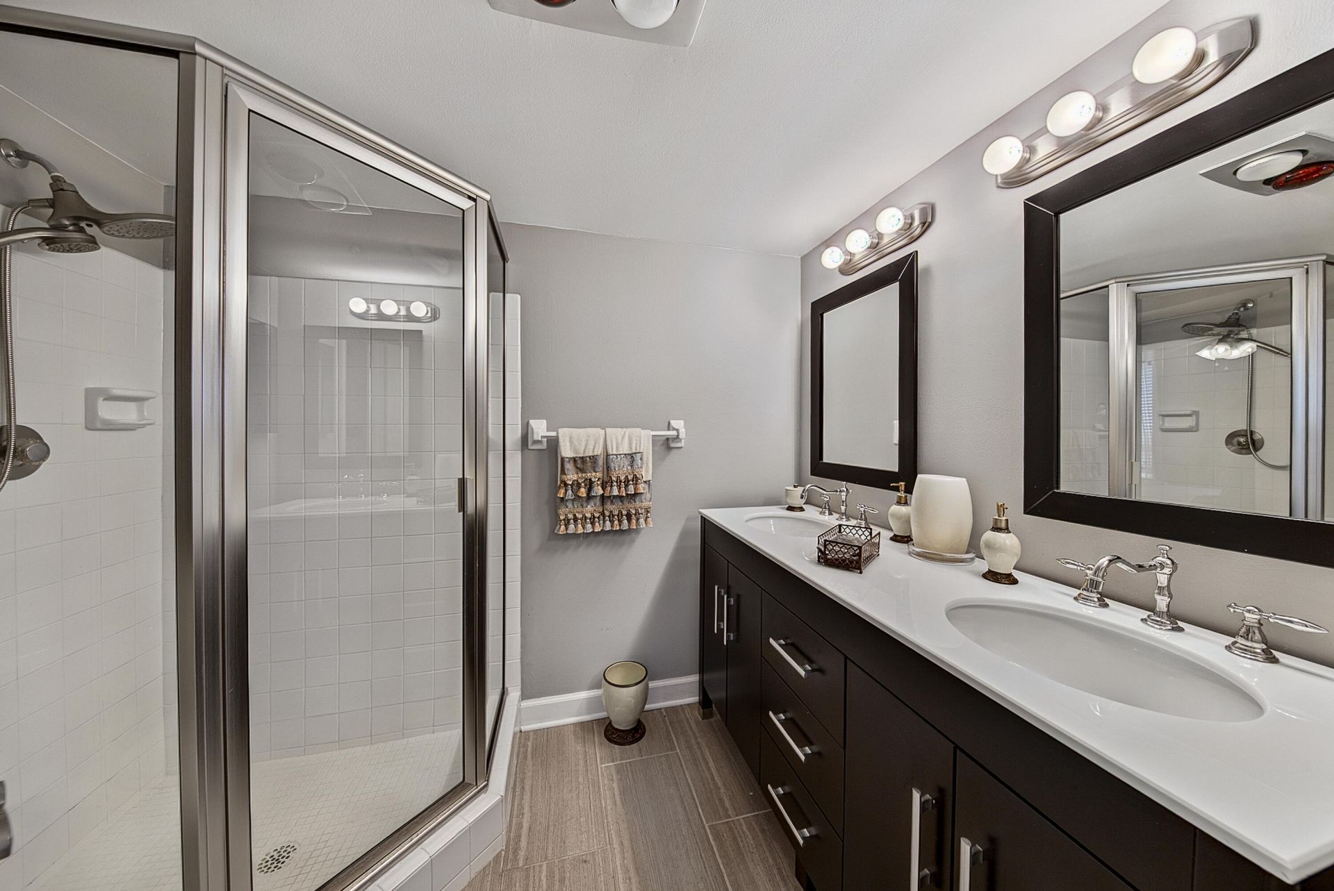 4800 Bayview Drive, Unit 402, Fort Lauderdale, FL 33308 Photo