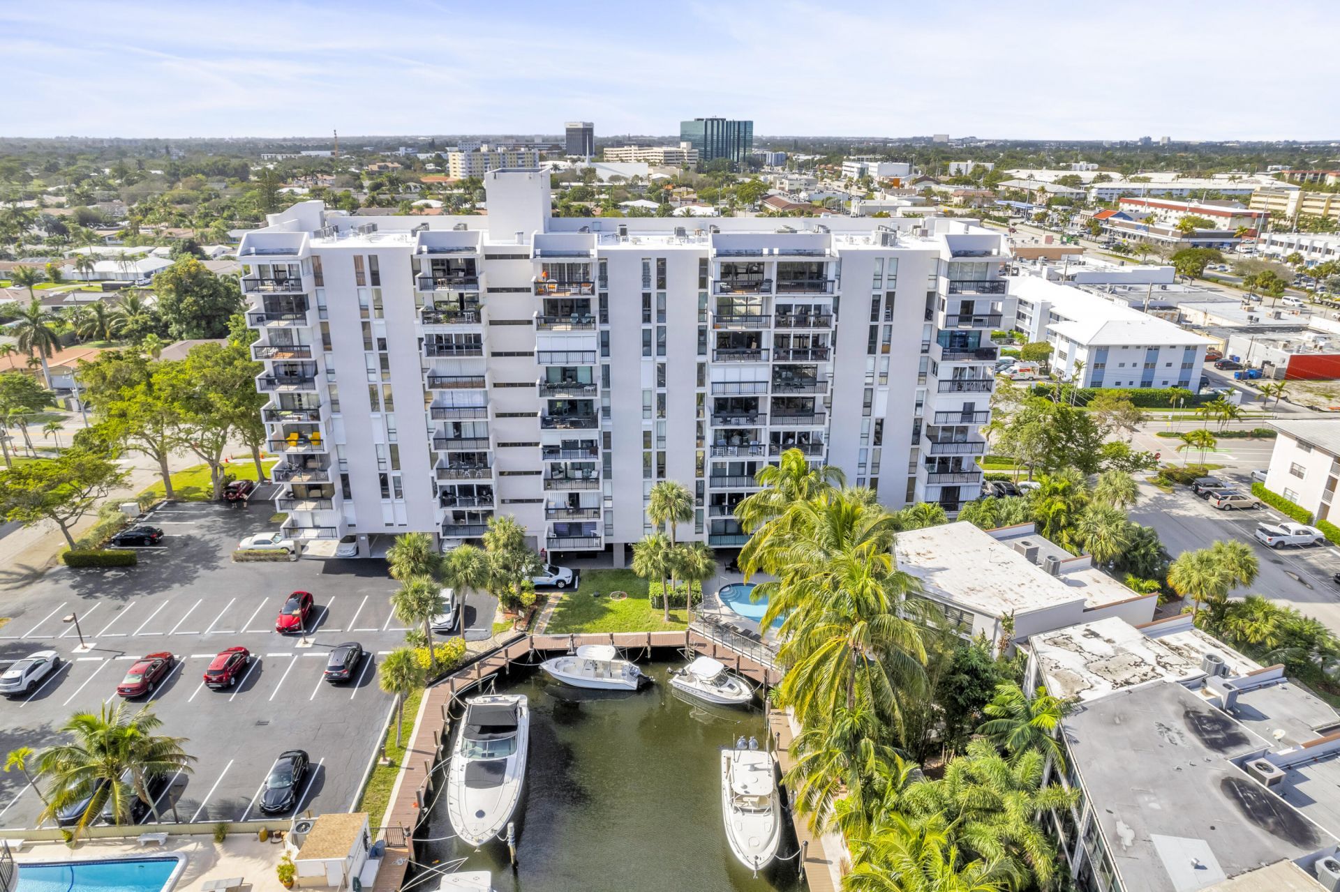 4800 Bayview Drive, Unit 402, Fort Lauderdale, FL 33308 Photo
