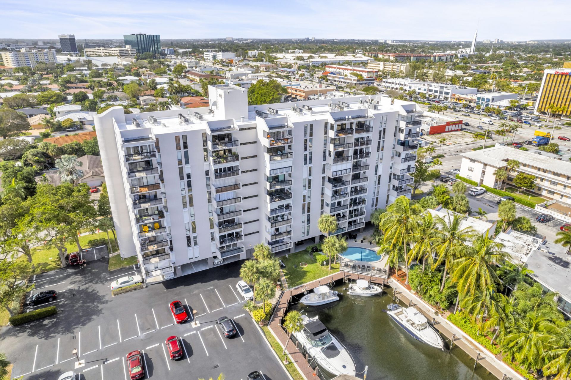4800 Bayview Drive, Unit 402, Fort Lauderdale, FL 33308 Photo