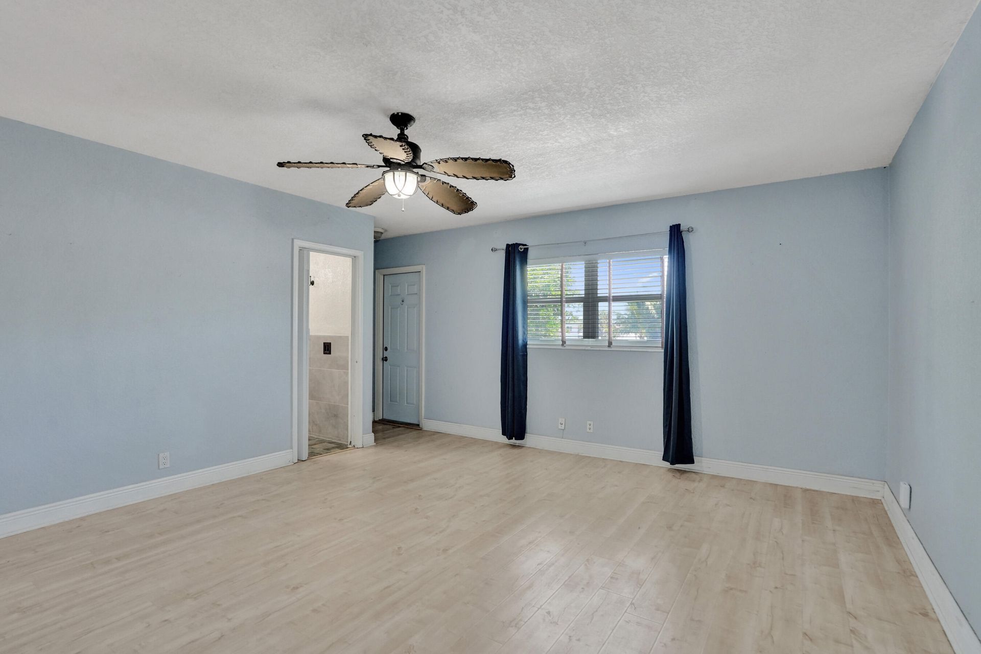 2734 NE 27th Court, Unit 17, Lighthouse Point, FL 33064 Photo