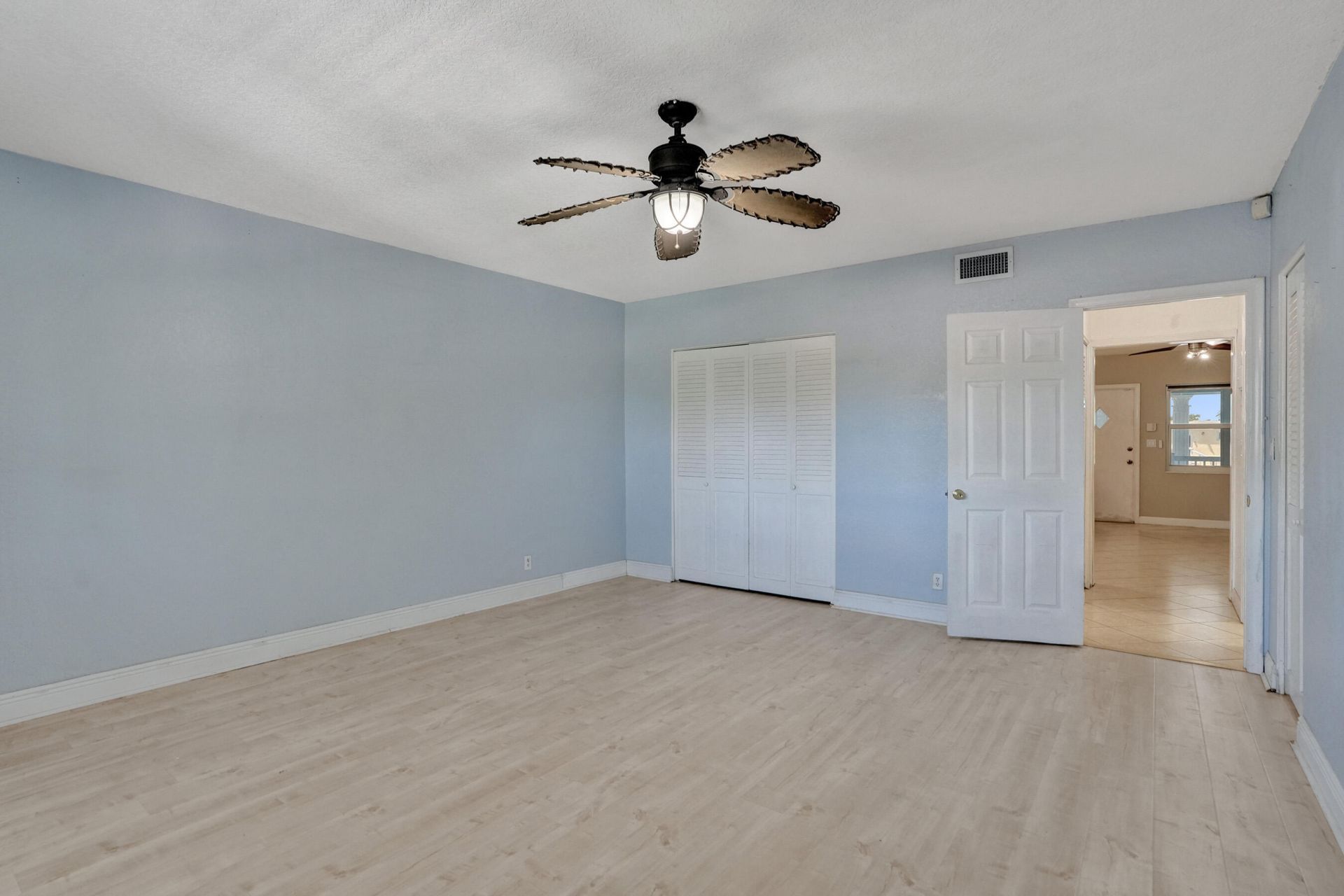 2734 NE 27th Court, Unit 17, Lighthouse Point, FL 33064 Photo