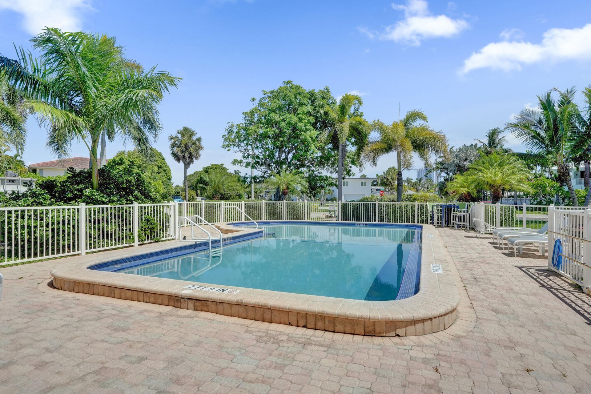2734 NE 27th Court, Unit 17, Lighthouse Point, FL 33064 Photo