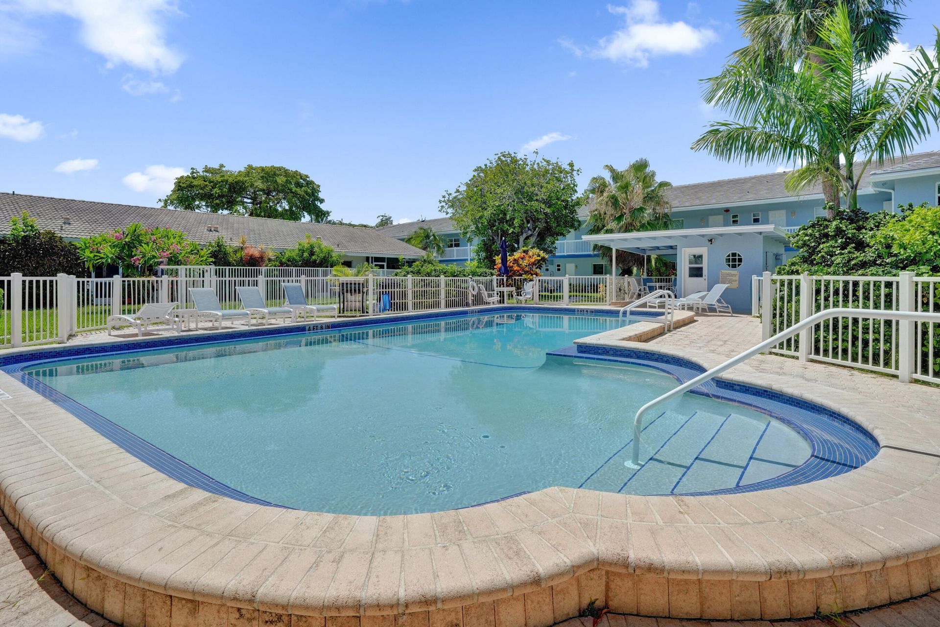 2734 NE 27th Court, Unit 17, Lighthouse Point, FL 33064 Photo