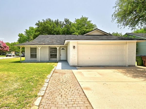 1411 Bellmar DR, Round Rock, TX 78664