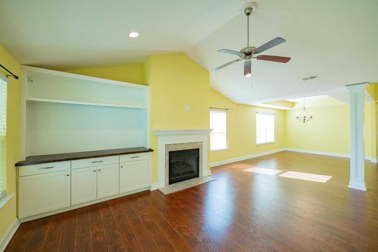 312 Marquis Ct. Photo 11