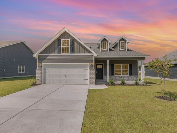 909 Woodside Dr. , Conway, SC 29526
