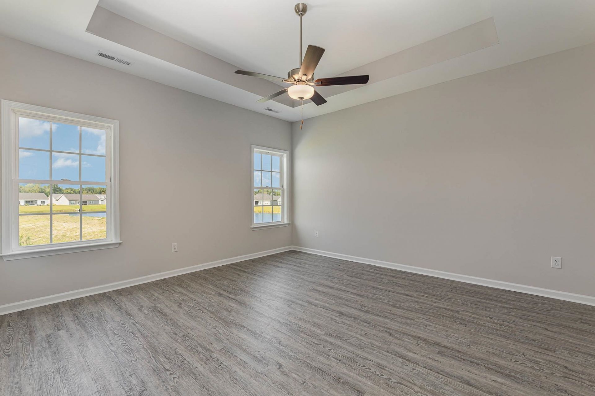 909 Woodside Dr.  Photo 10