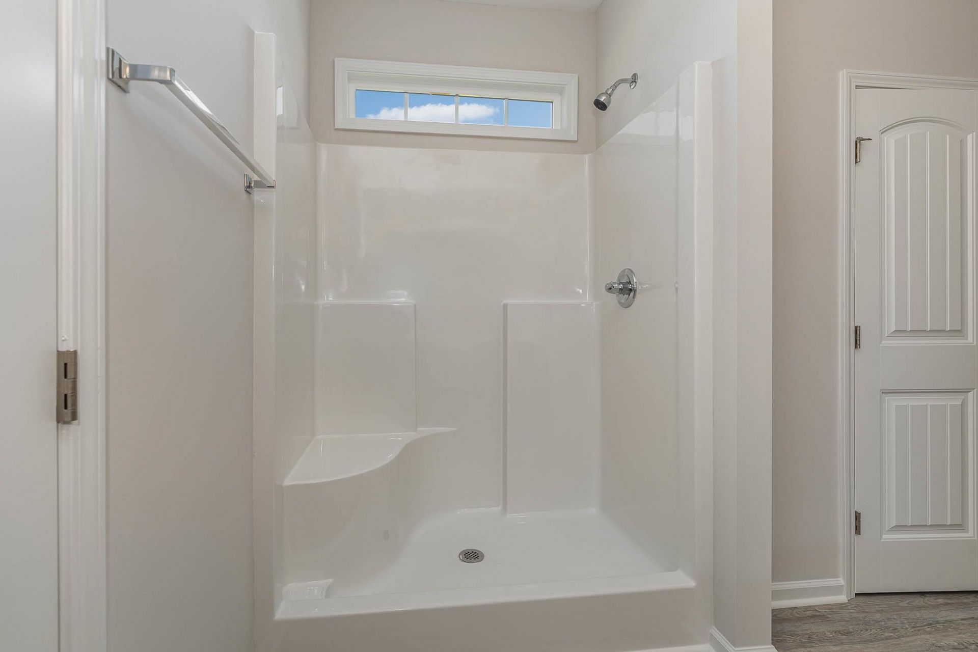909 Woodside Dr.  Photo 14