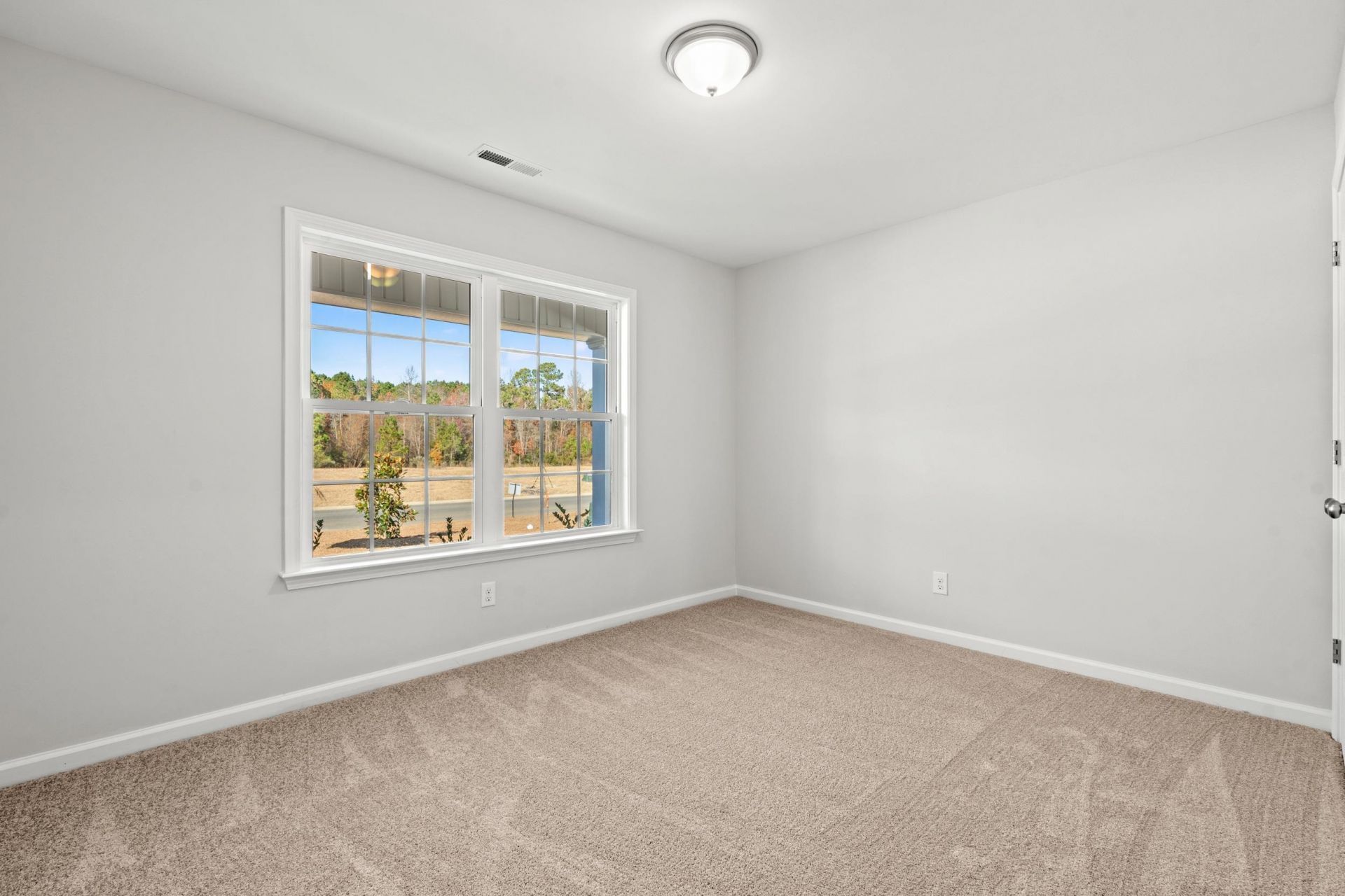 810 Woodside Dr. Photo 14