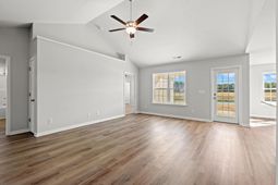 810 Woodside Dr. photo 4