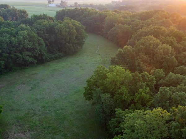 9689 Pegtown, Mediapolis, IA 52637