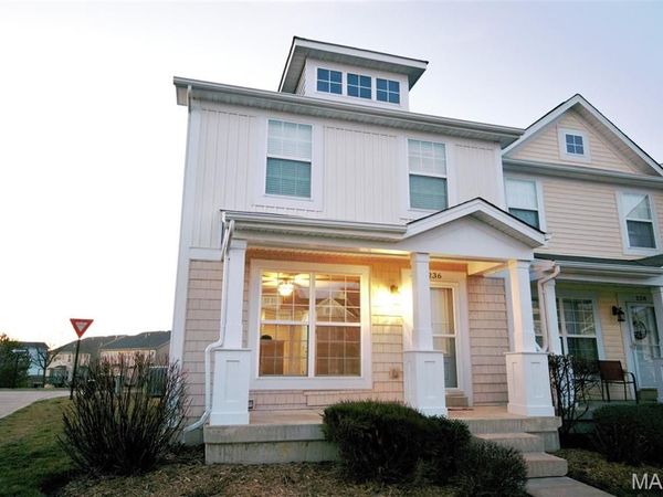 236 Countryshire Drive , Lake St Louis, MO 63367