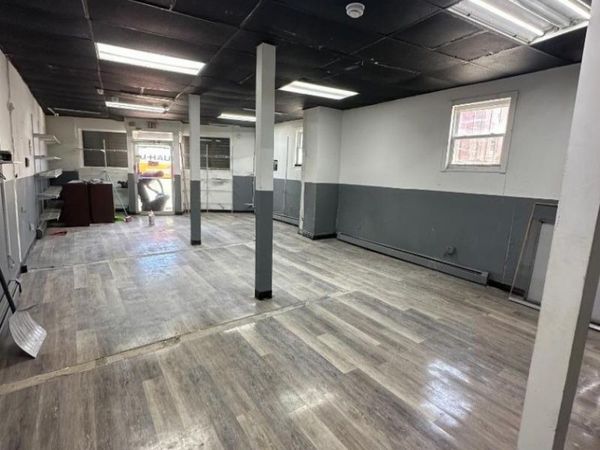 708 E Jersey St, Elizabeth, NJ 07201
