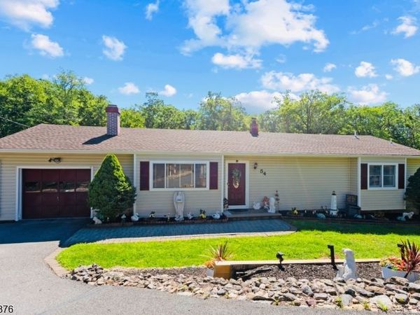 54 Navajo Trl, West Milford, NJ 07480