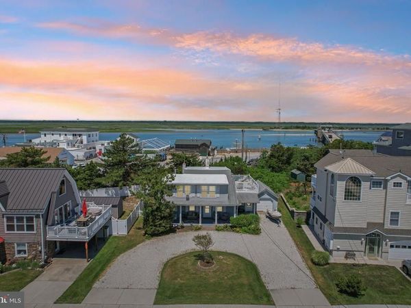 100 N COMMONWEALTH AVENUE, STRATHMERE, NJ 08248