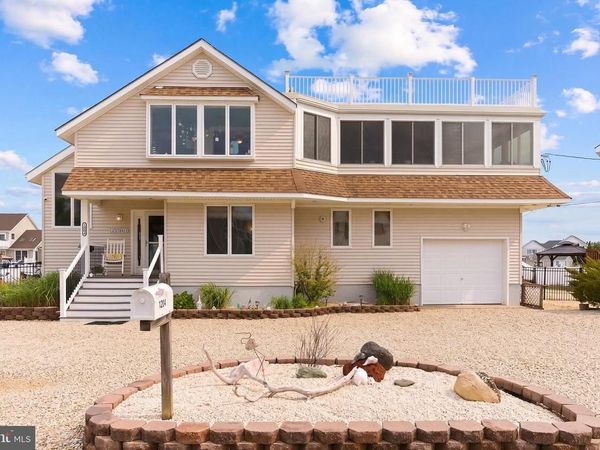 1204 NIIHAU DRIVE, FORKED RIVER, NJ 08731