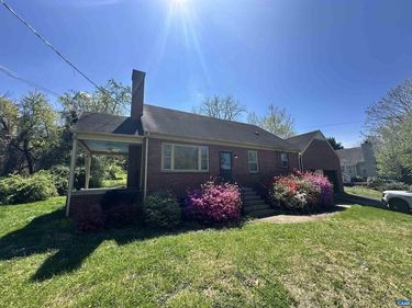 912 SAINT CHARLES AVE, CHARLOTTESVILLE, VA 22901
