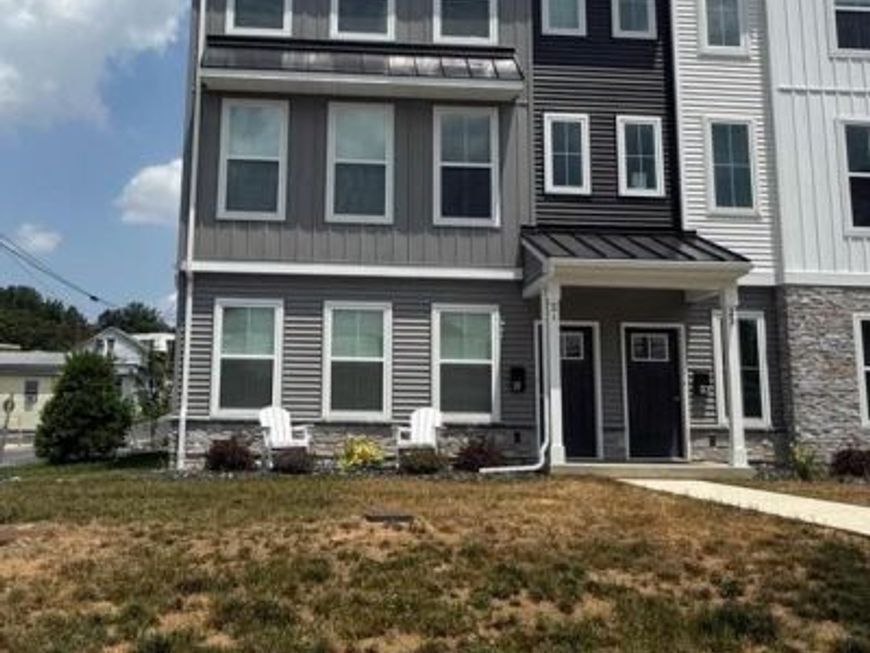 21 S 19th Street, Camp Hill, PA 17011 Main Photo