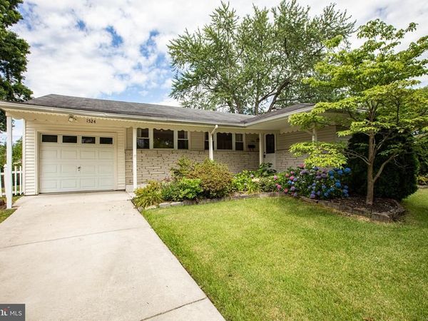 1524 PLEASANT DRIVE, CHERRY HILL, NJ 08003