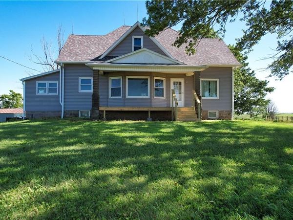21718 395th Street, Graham, MO 64465