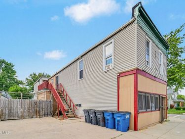 702 E Broadway Street, Toledo, OH 43605