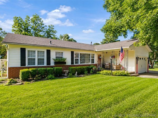 420 E 19th Street , Okmulgee, OK 74447