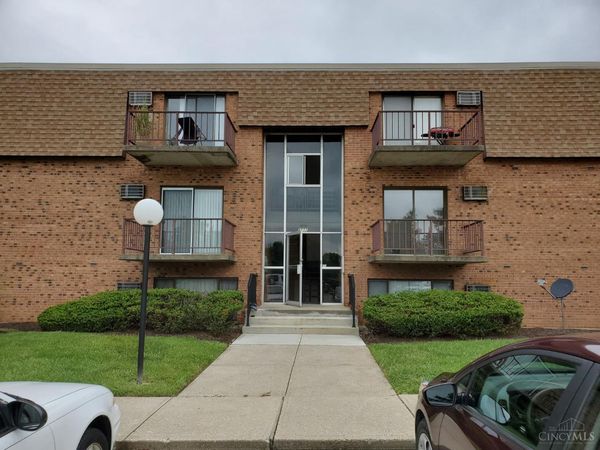 6646 Hearne Road, Unit 213, Green Twp, OH 45248
