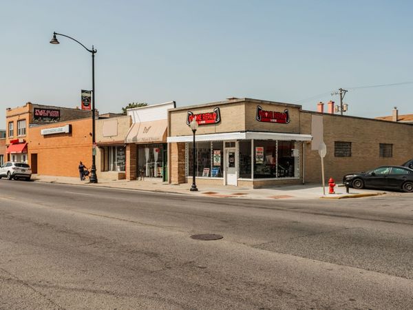 6830-6832 Cermak Road , Berwyn, IL 60402