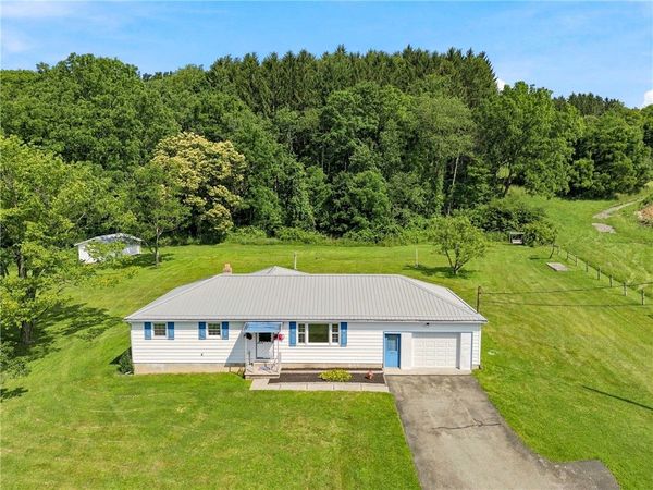806 Briar Patch Rd , Somerset, PA 15501
